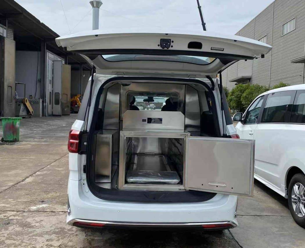 殡仪车-跨省转运遗体费用凯发网址介绍下石家庄长途(图1)