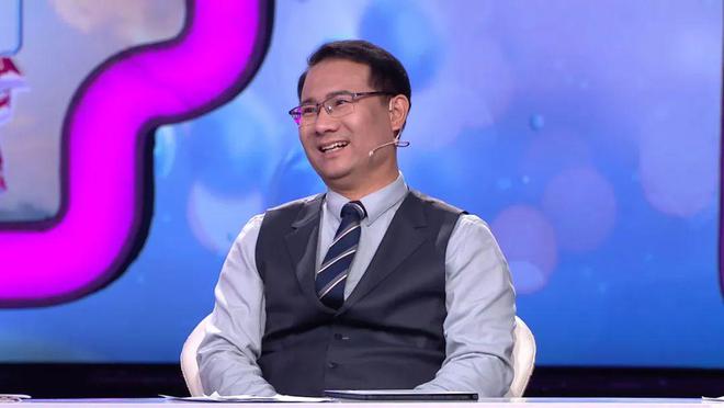 表示：女人不要过于束缚男人 男人要更加努力k8凯发【爱情保卫战】情感导师董桂彬律师(图2)